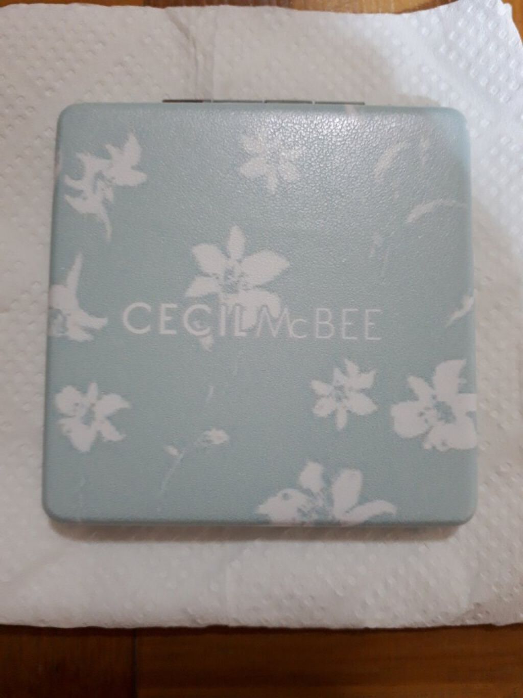 けな☆ on LIPS 「※DAISOさんにてCECILMcBEEの鏡をgetしました。..」(1枚目)