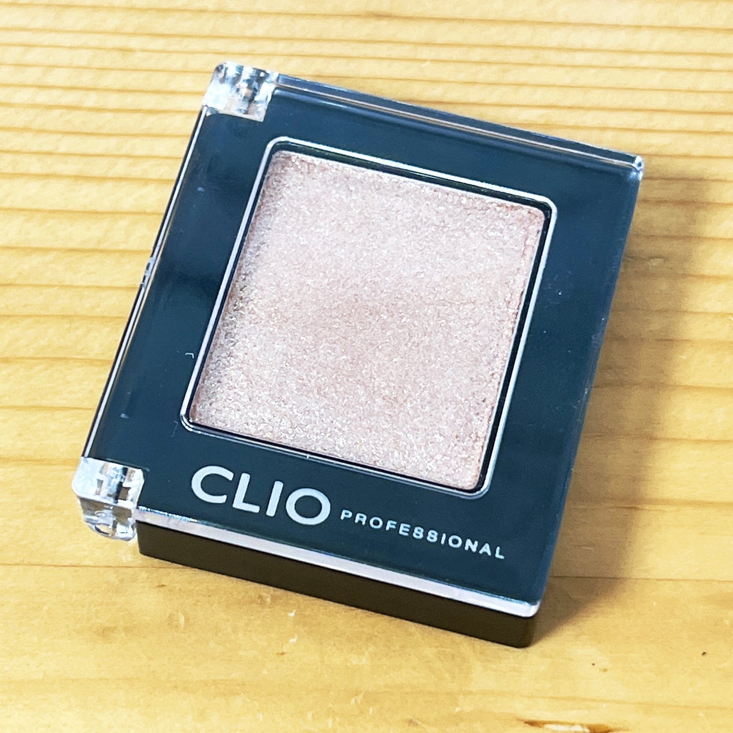 プロ シングル シャドウ/CLIO/単色アイシャドウを使ったクチコミ(1枚目)