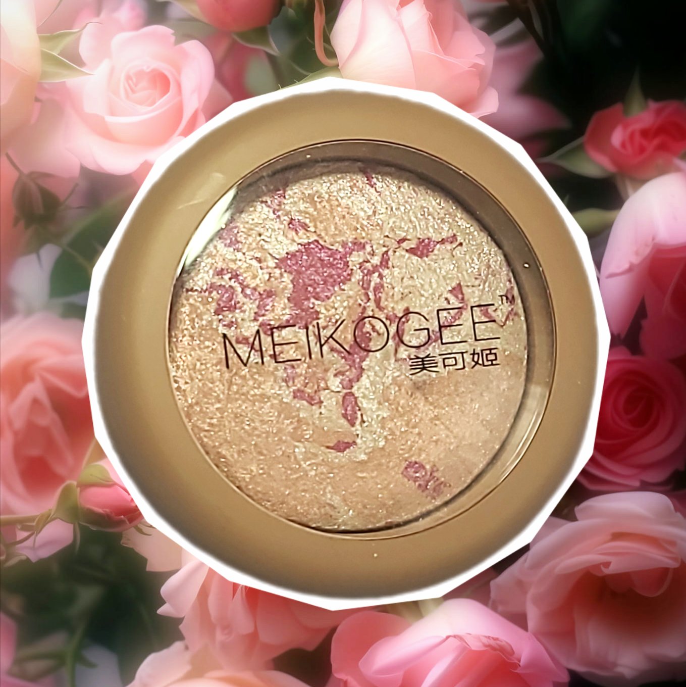 SHIMMER eyeshadow/MEIKOGEE/単色アイシャドウを使ったクチコミ（1枚目）