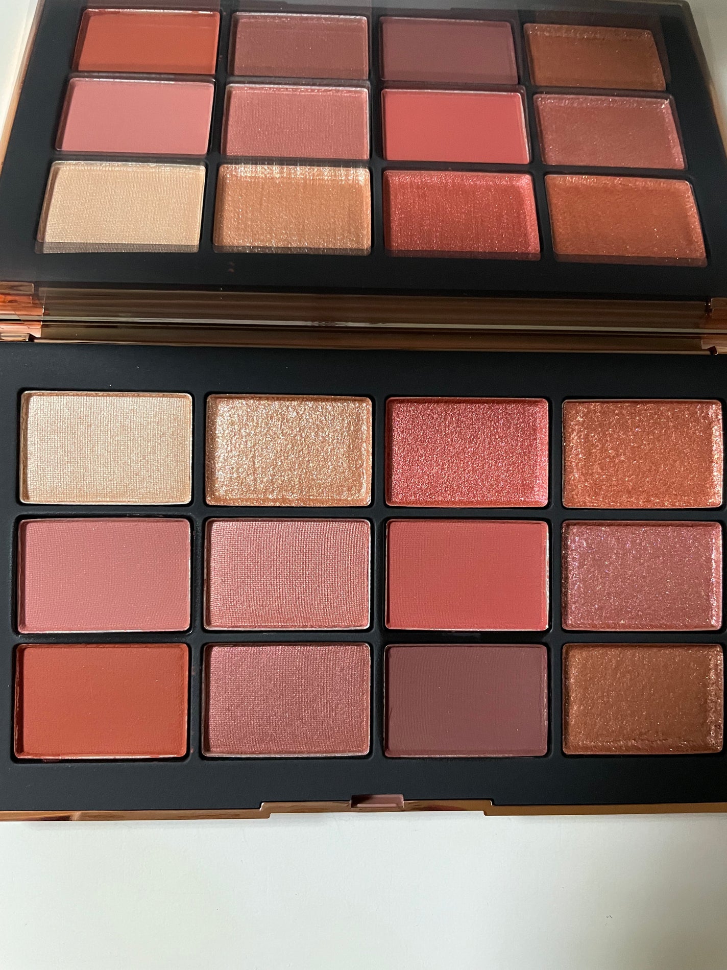 アフターグロー イリジスタブル アイシャドーパレット/NARS/アイシャドウパレットを使ったクチコミ(1枚目)