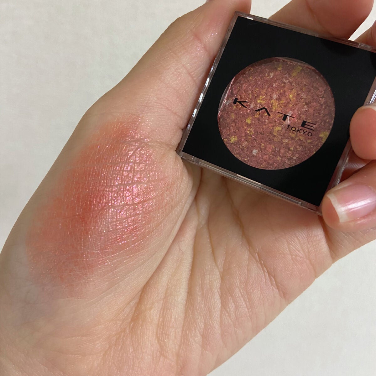 ギャラクシーモードアイズ/KATE/単色アイシャドウを使ったクチコミ(3枚目)