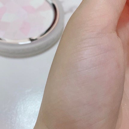 AQ オーラ リフレクター/DECORTÉ/プレストパウダーを使ったクチコミ(2枚目)