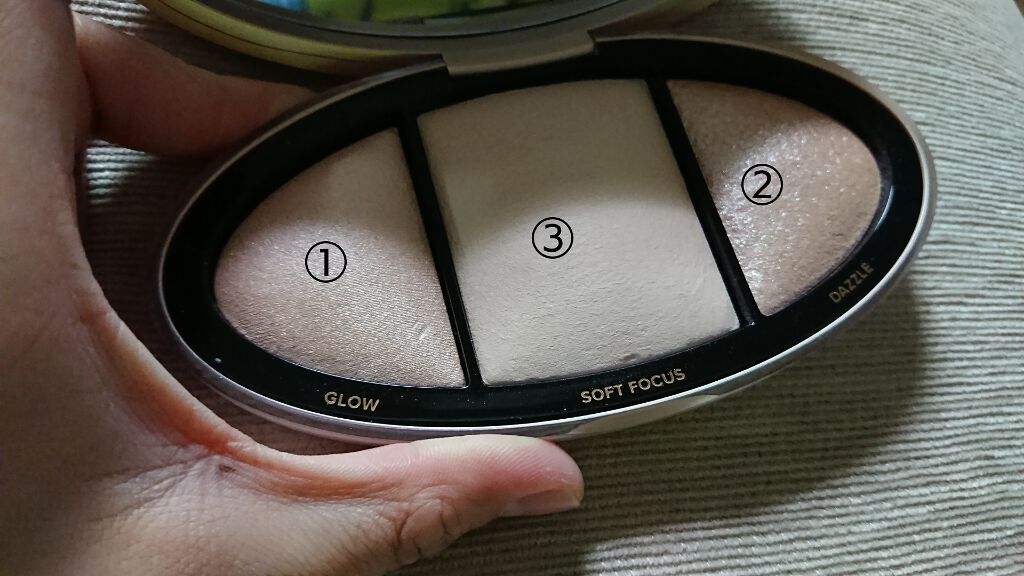 ボーン ディス ウェイ ターン アップ ザ ライト ハイライティング パレット/Too Faced/プレストパウダーを使ったクチコミ(2枚目)