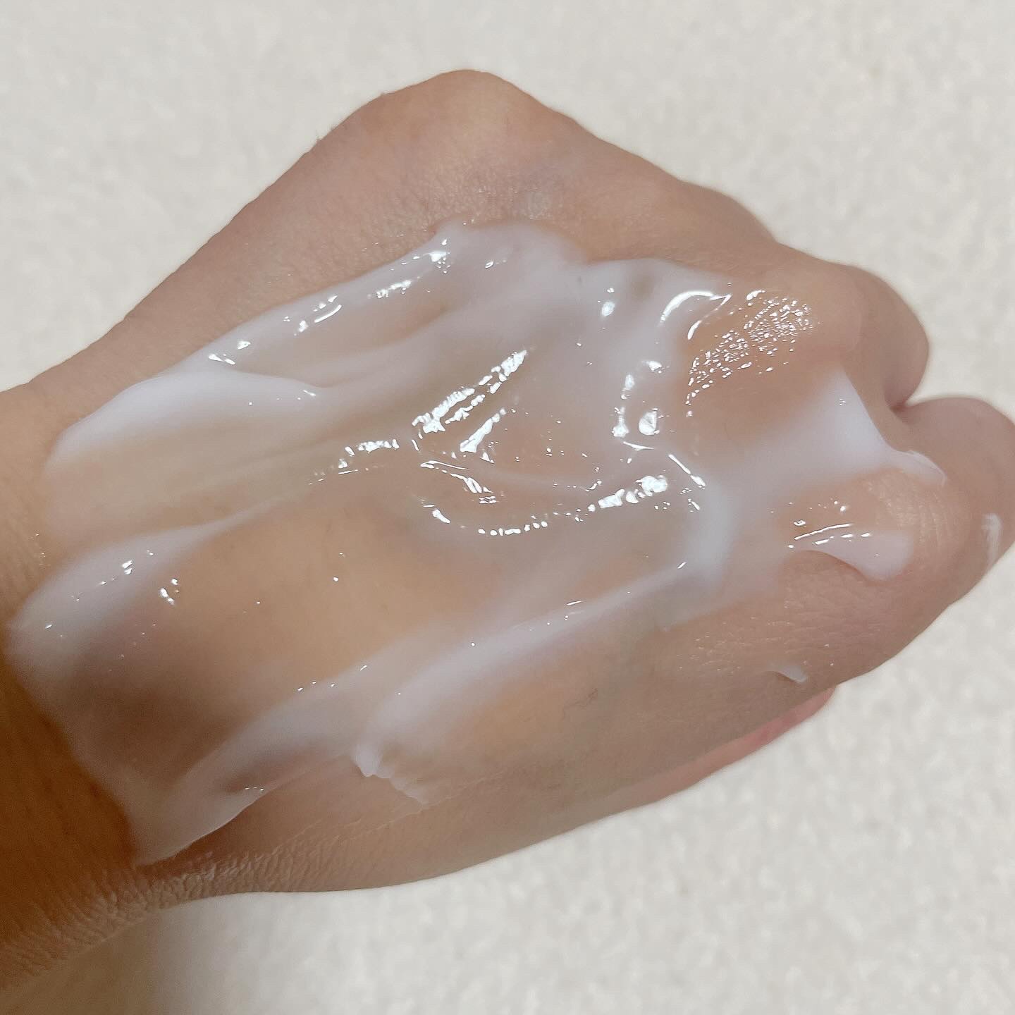 パフュームボディローション リリィムスクホワイトティー/TEABLESS/ボディローションを使ったクチコミ（3枚目）