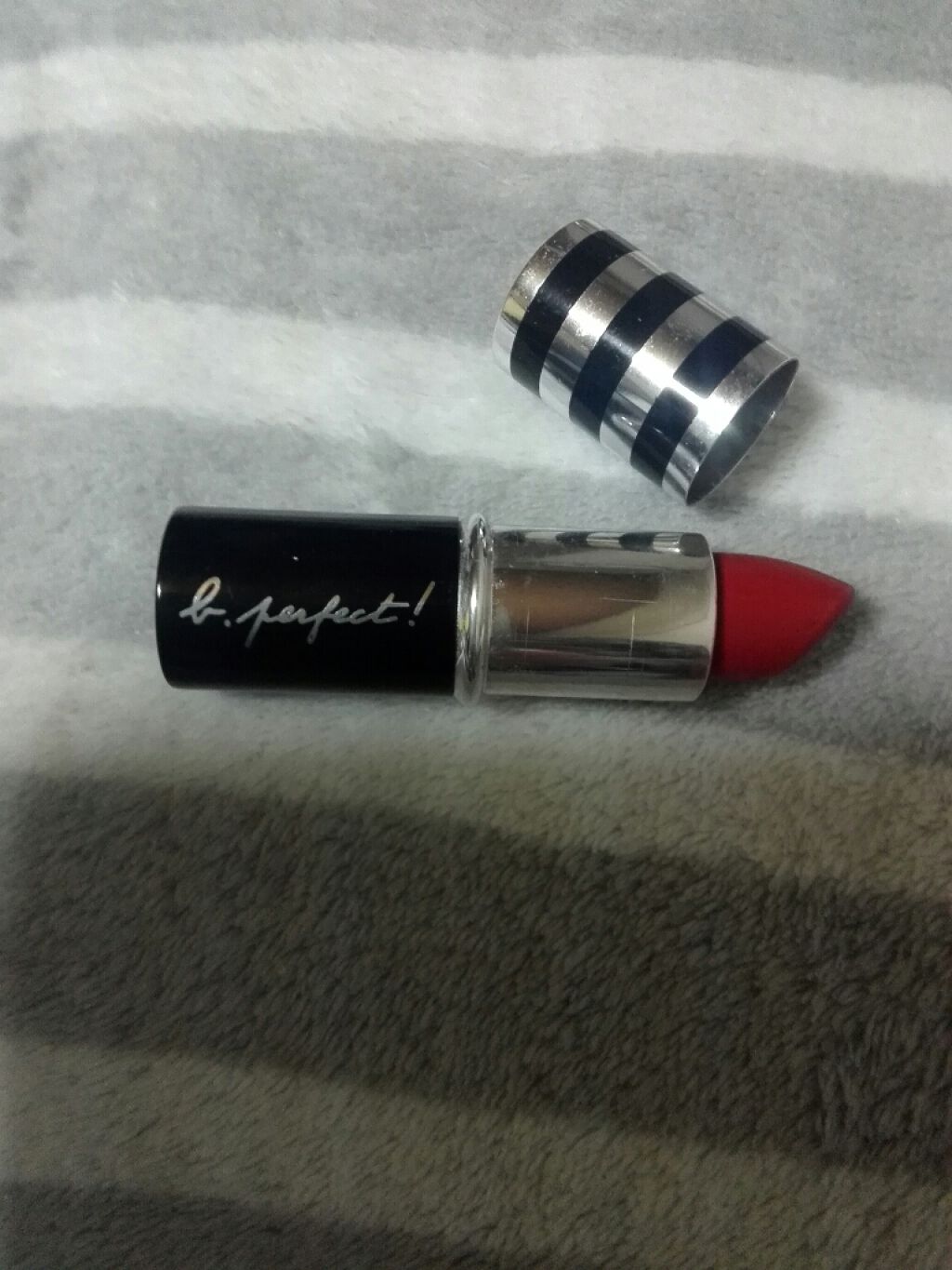 ルージュ b./agnès b./口紅を使ったクチコミ（3枚目）