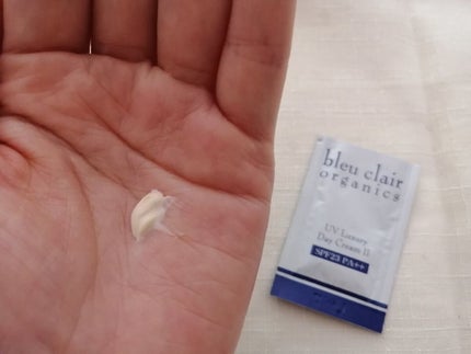 UV ラグジュアリー デイクリームII/ブルークレール/化粧下地を使ったクチコミ(2枚目)