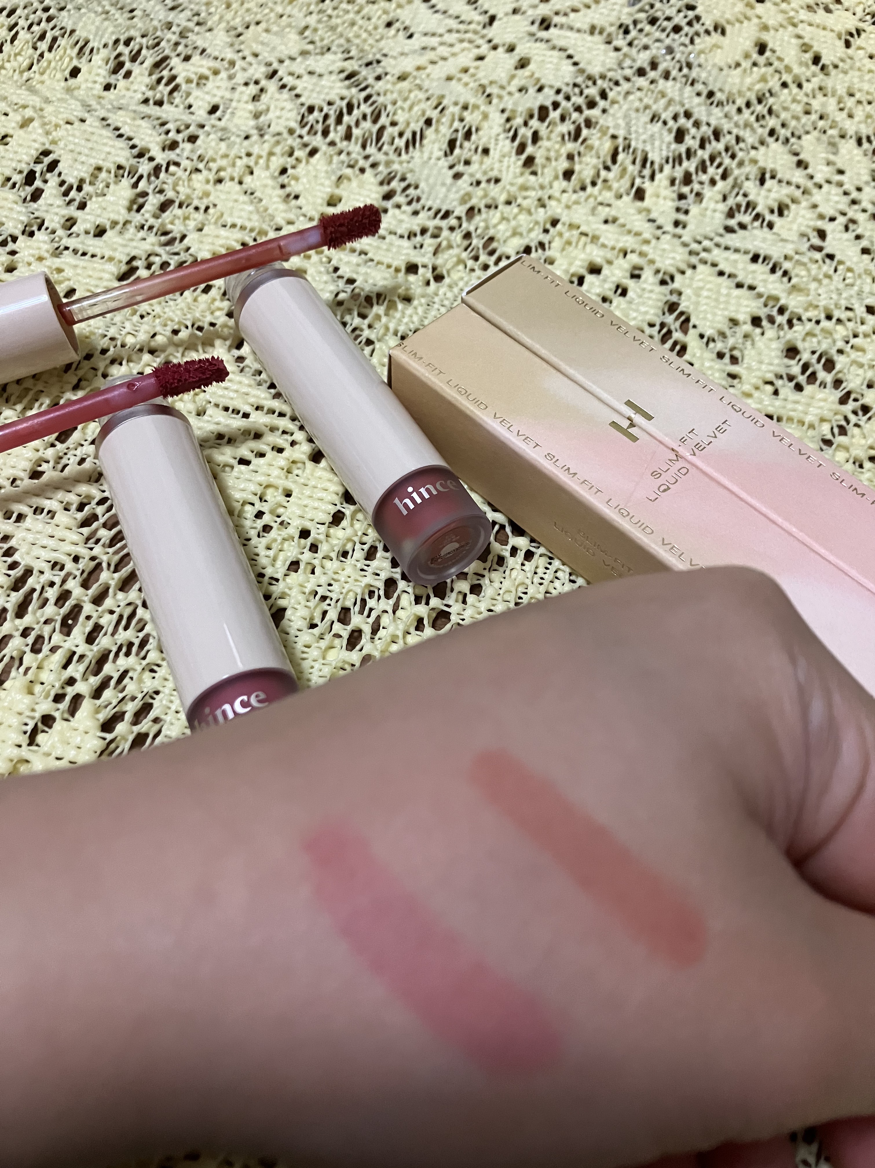 スリムフィットリキッドベルベット LV005 ブルーミー/hince/口紅を使ったクチコミ（3枚目）