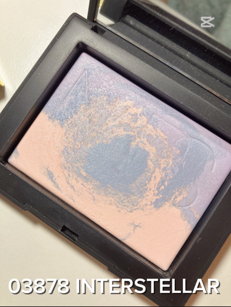 ライトリフレクティング プリズマティックパウダー/NARS/プレストパウダーを使ったクチコミ(2枚目)