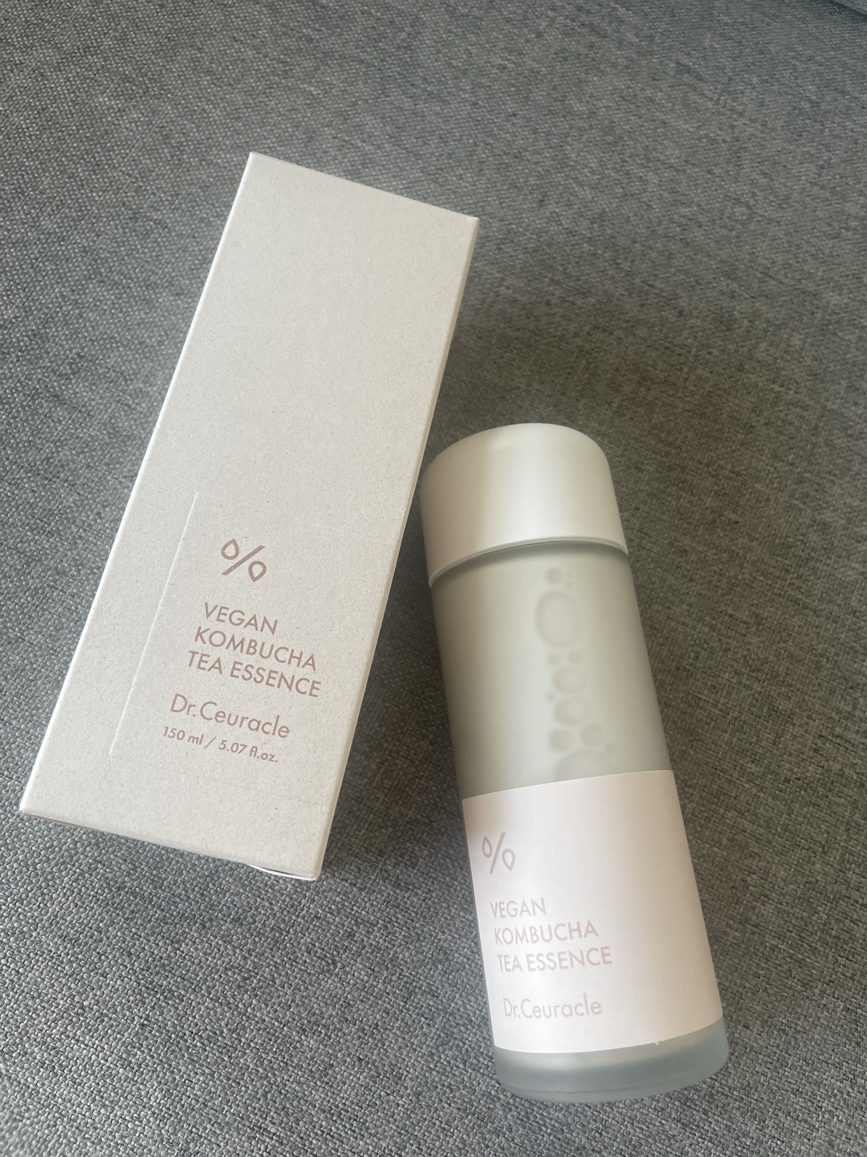 ヴィーガンコンブチャ ティー エッセンス/Dr.Ceuracle/オールインワン化粧品を使ったクチコミ（1枚目）