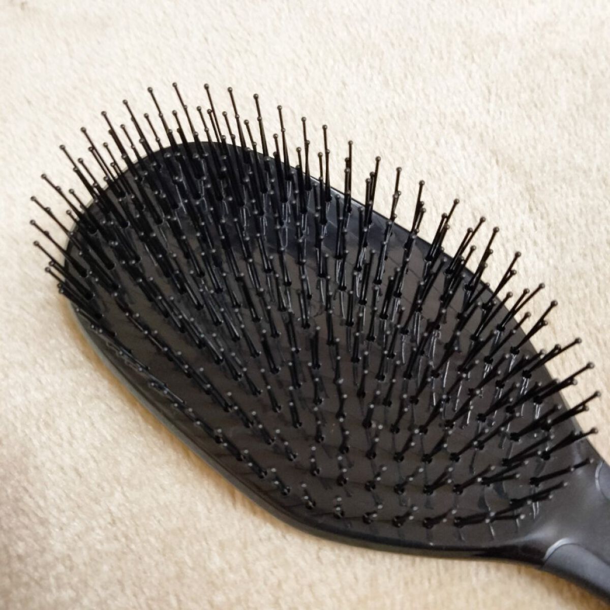 デタングリングブラシ ロング ブラック/マペペ/ヘアブラシを使ったクチコミ（2枚目）