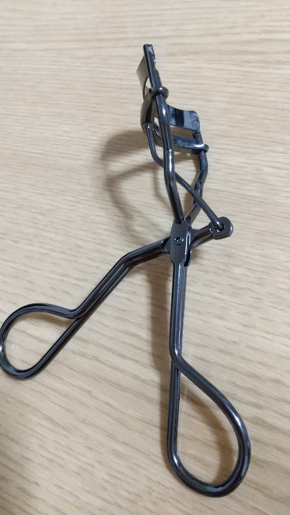 プッシュ&キャッチカーラー/コージー/ビューラーを使ったクチコミ(3枚目)