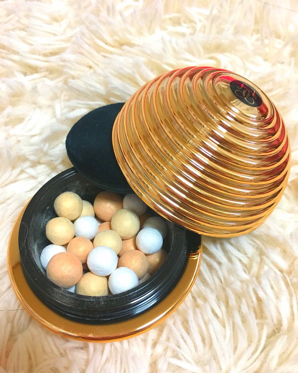 メテオリット ビーユ/GUERLAIN/フェイスパウダーを使ったクチコミ（1枚目）