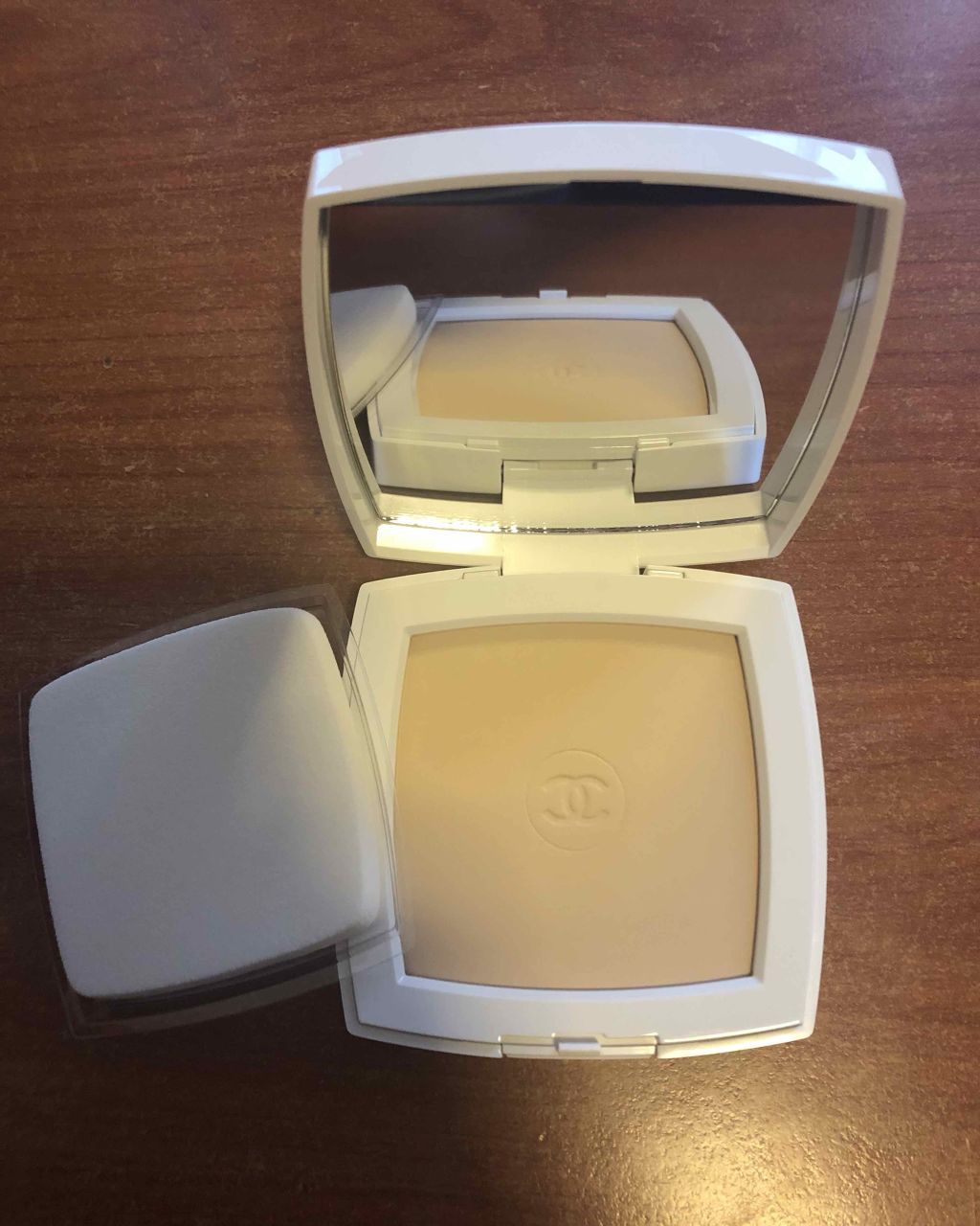 ル ブラン コンパクト ラディアンス/CHANEL/パウダーファンデーションを使ったクチコミ(2枚目)