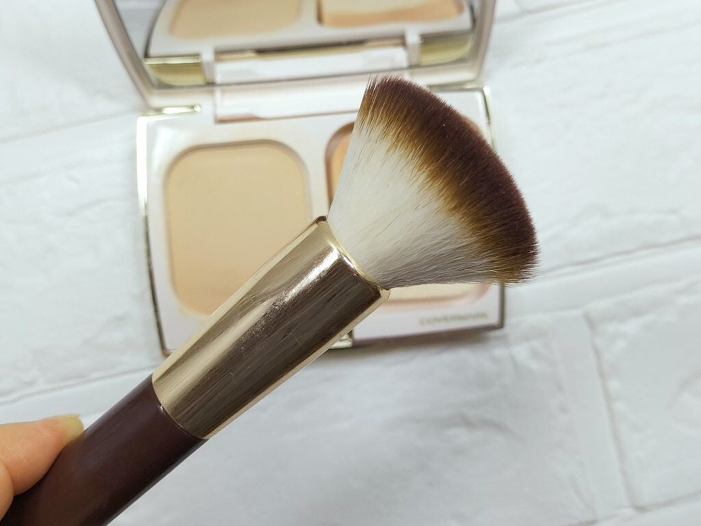 シルキー フィット/COVERMARK/パウダーファンデーションを使ったクチコミ(4枚目)