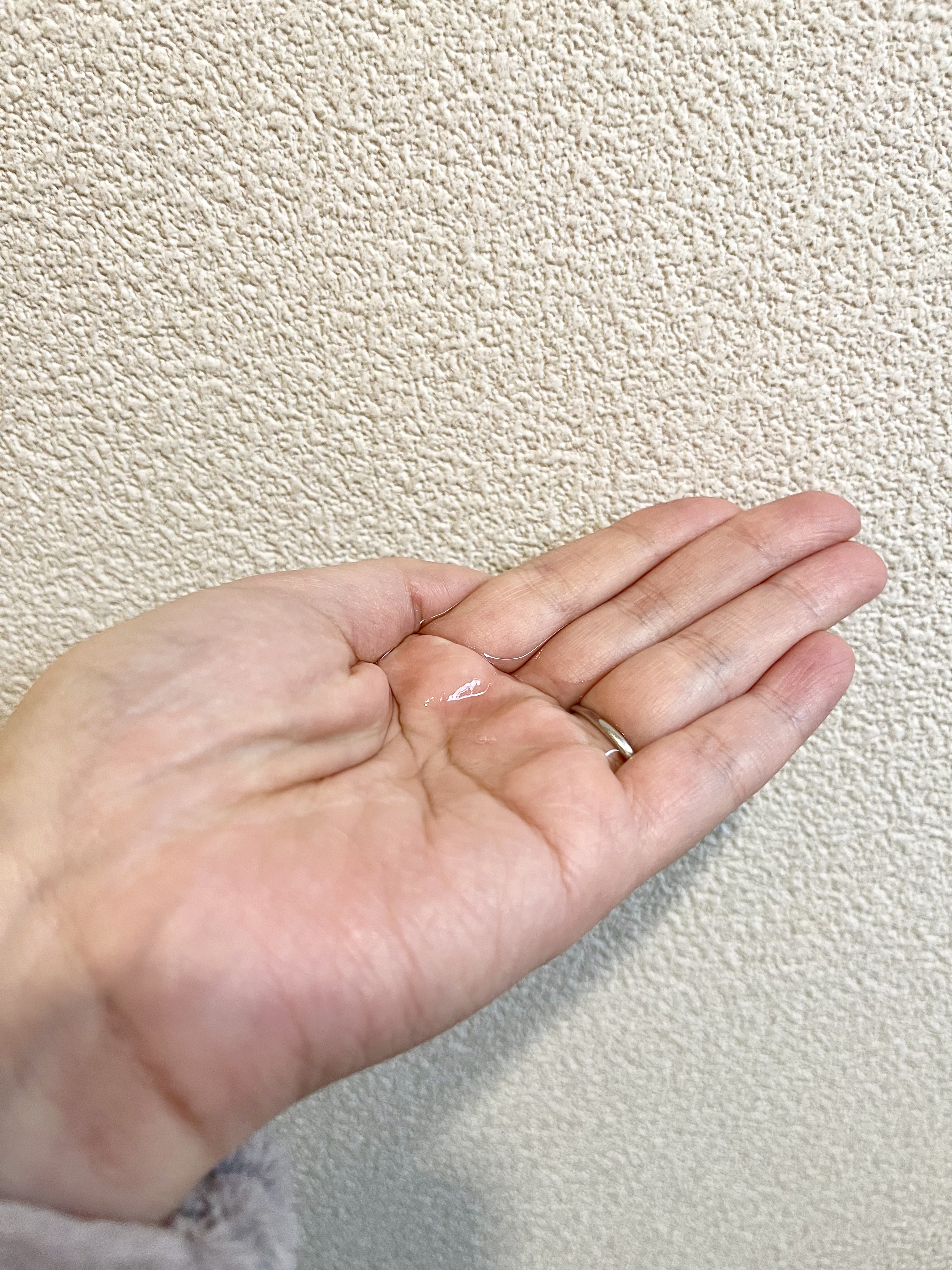 d プログラム エッセンスイン クレンジングオイルのクチコミ「d プログラムエッセンスイン クレンジングオイル

母から試供品貰って使ってみた🙌
え、これ使.....」（2枚目）