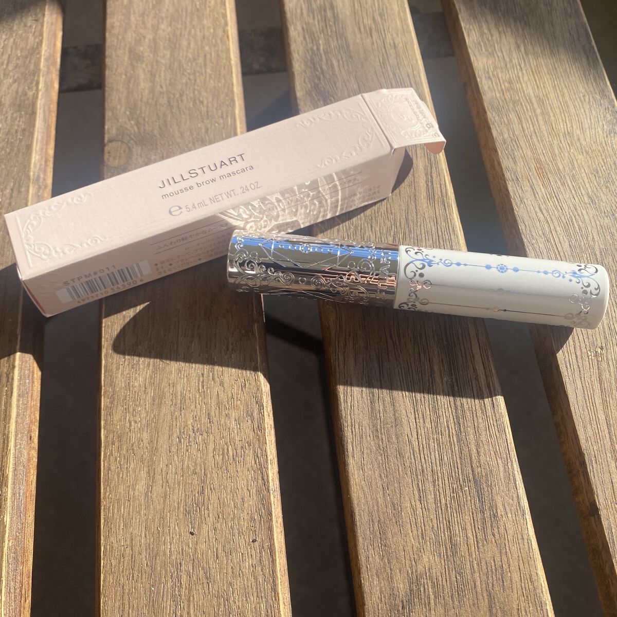 ジルスチュアート ムースブロウマスカラ 11 soft lilac/JILL STUART/眉マスカラを使ったクチコミ（1枚目）