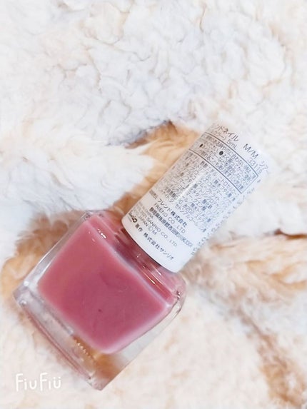 フレンドネイル(リニューアル品) /DAISO/マニキュアを使ったクチコミ(4枚目)