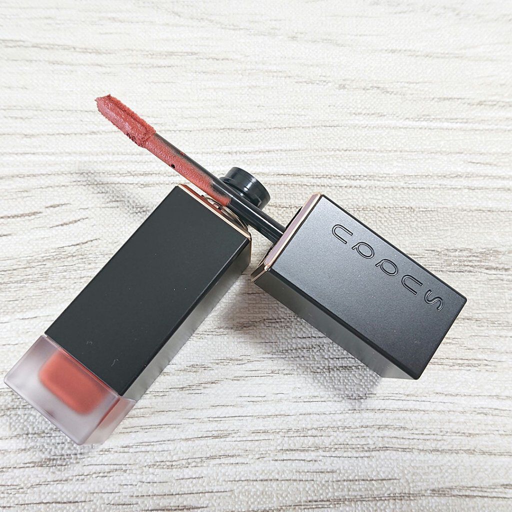 コンフォート リップ フルイド フォグ 104 照陽 -TERIBI/SUQQU/口紅を使ったクチコミ（2枚目）