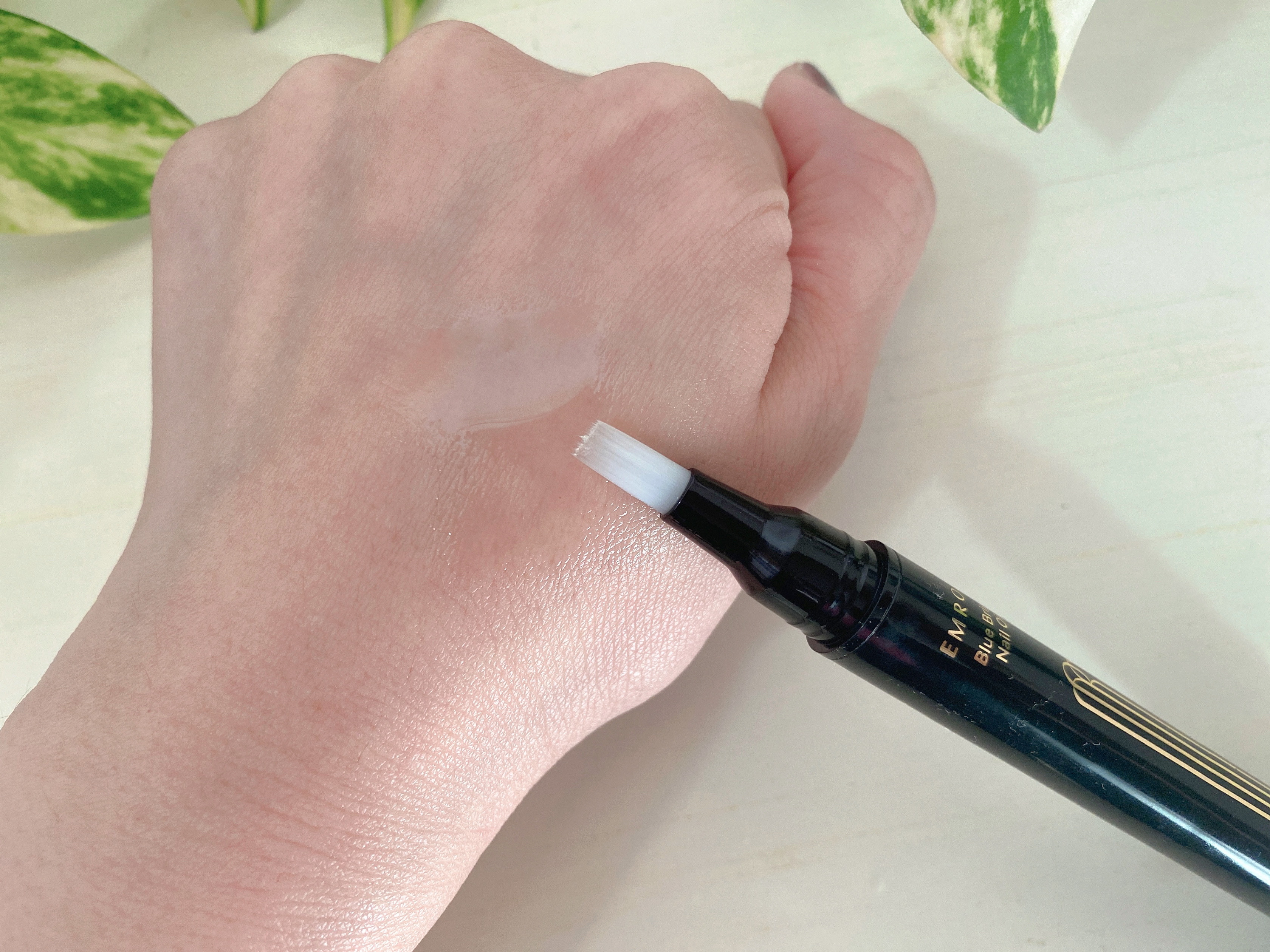 ブルーブライトネイルオイル/EMROSÉ/ネイルオイル・トリートメントを使ったクチコミ（3枚目）