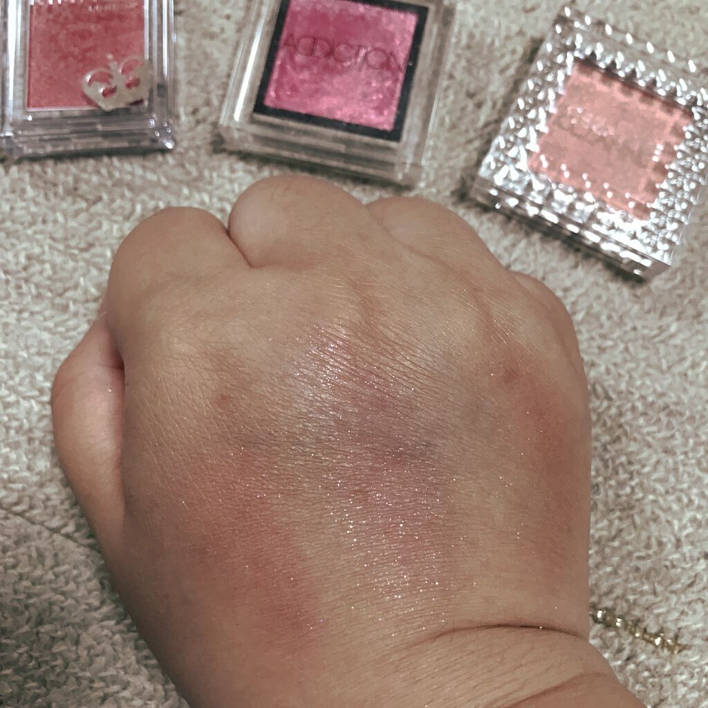 プリズム パウダーアイカラー 033 ストロベリーレッド/リンメル ロンドン/単色アイシャドウを使ったクチコミ（1枚目）