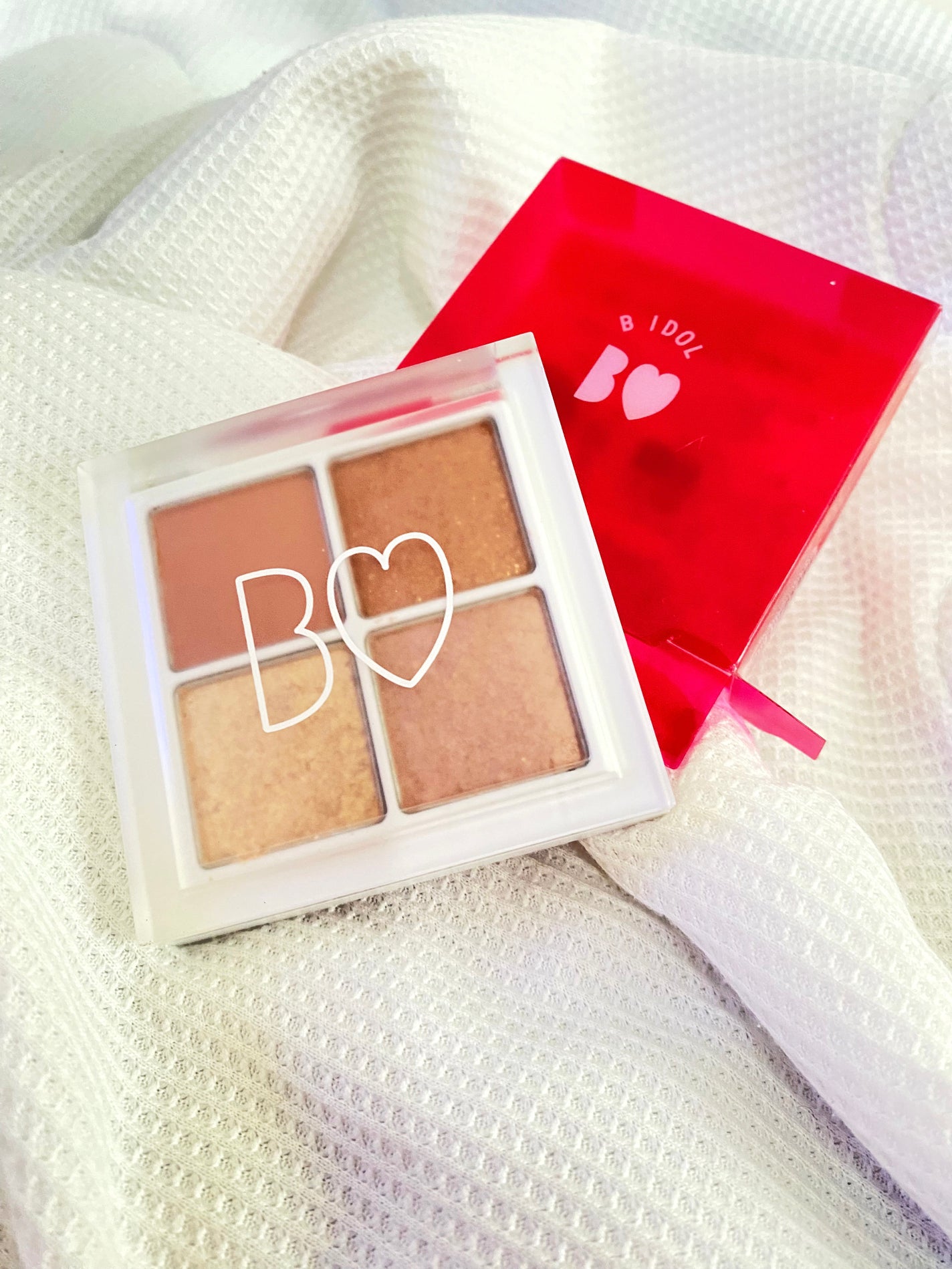 THE アイパレR/b idol/アイシャドウパレットを使ったクチコミ(1枚目)