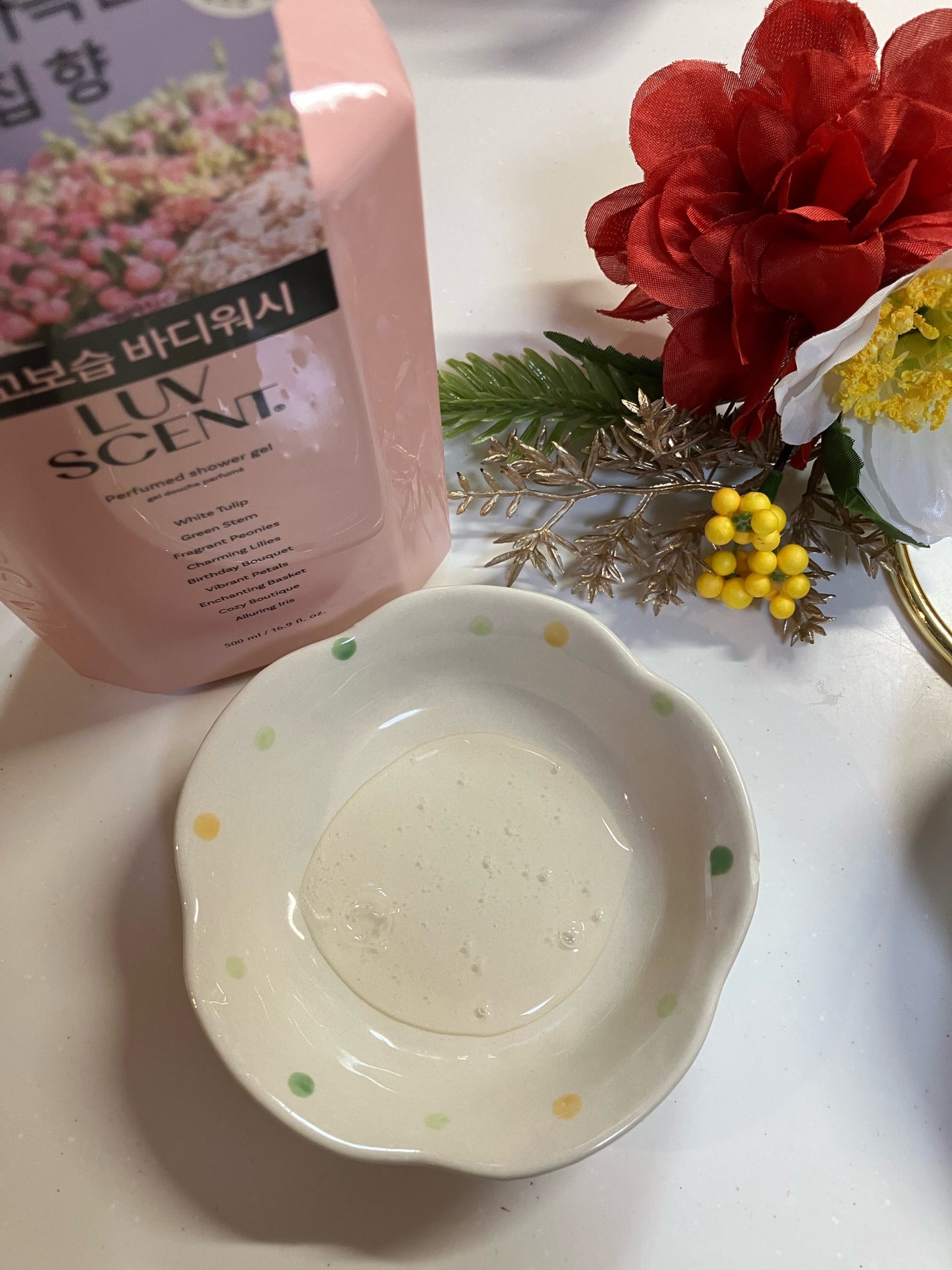 ボディウォッシュ フラワーマーケット ホワイトチューリップ/LUV SCENT/ボディソープを使ったクチコミ(1枚目)