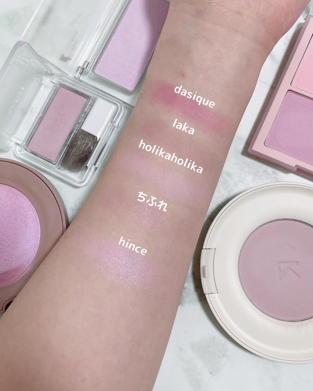 バイタルシアーブラッシャー/Laka/パウダーチークを使ったクチコミ（2枚目）