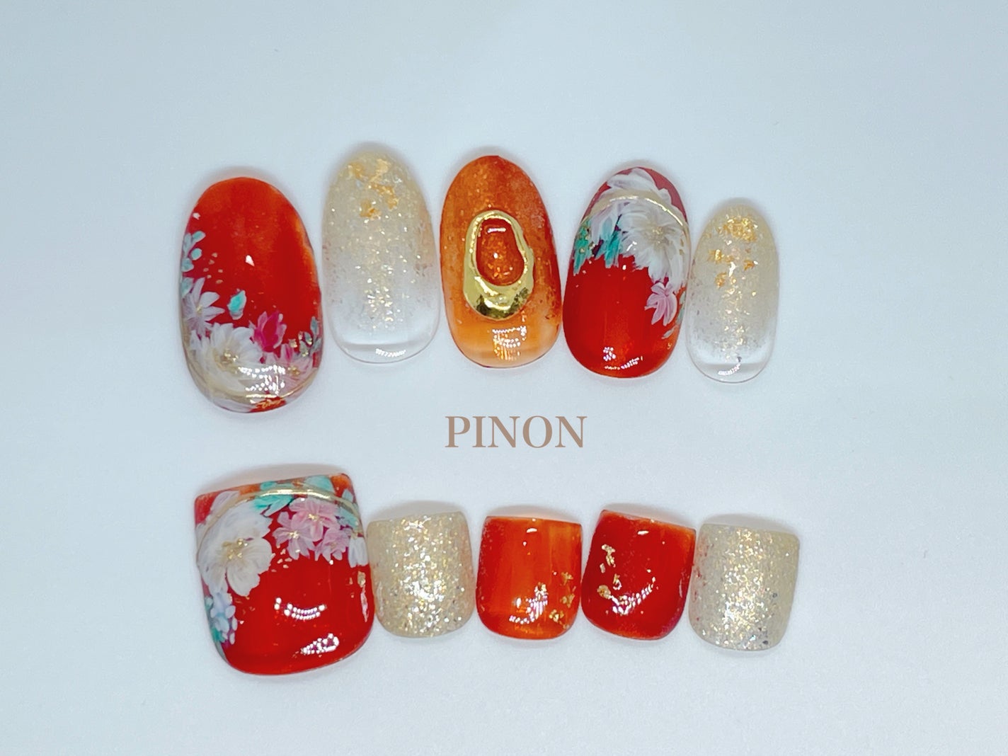 shino on LIPS 「▶️▶️▶️ネイルサンプル☺︎#冬先取りネイル集..」(1枚目)