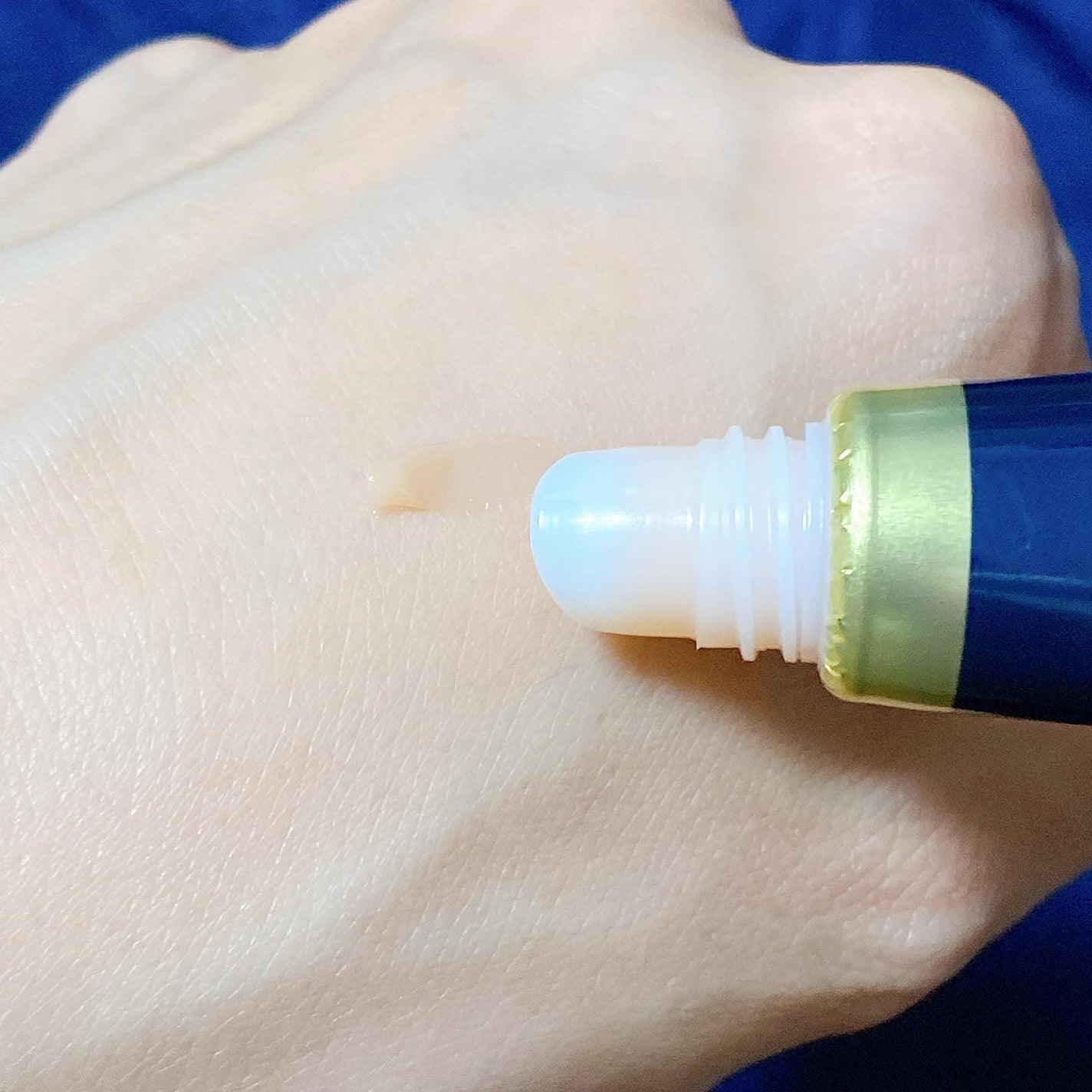 はづき みお on LIPS 「ニベアロイヤルブルーリップ濃密美容ケア【医薬部外品】ニベア花王..」(3枚目)