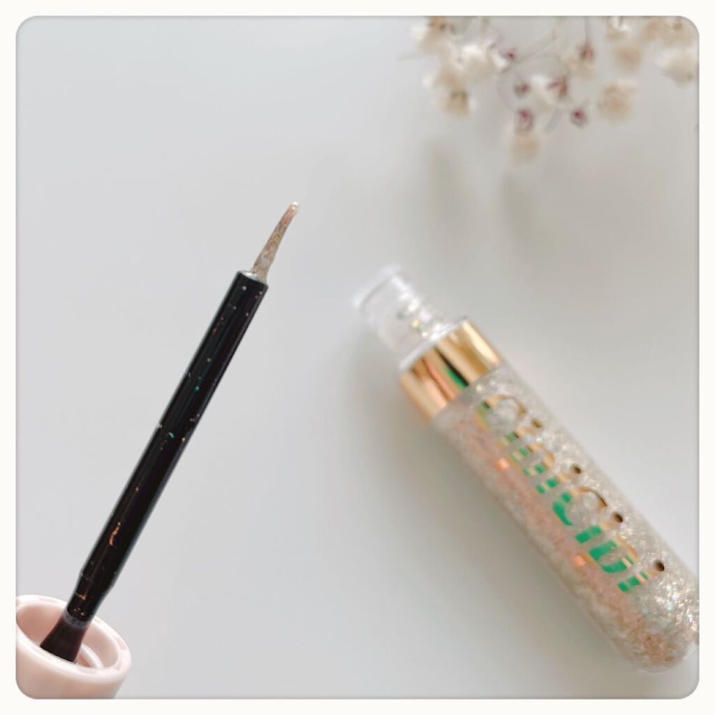 グリッターイルミネーションライナー/CipiCipi/リキッドアイライナーを使ったクチコミ(3枚目)