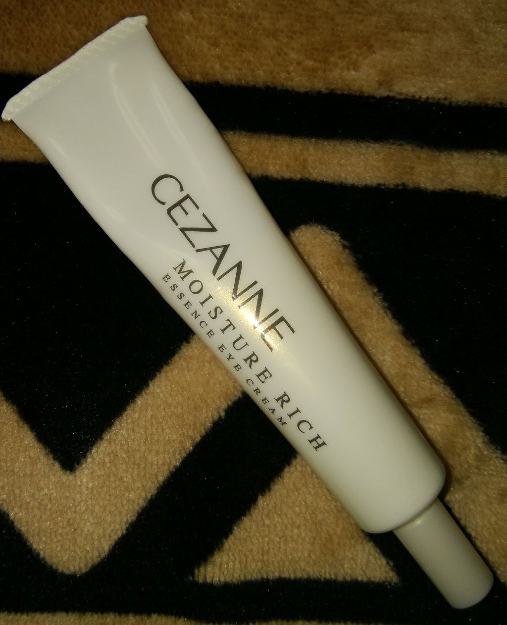 モイスチュア リッチ エッセンスアイクリーム/CEZANNE/アイケア・アイクリームを使ったクチコミ(1枚目)