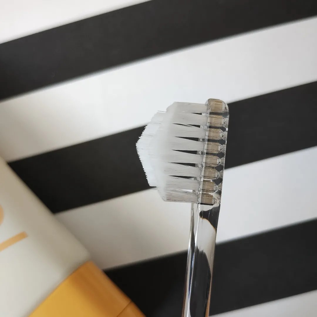 HaRENO 奇跡の歯ブラシ/HaRENO/歯ブラシを使ったクチコミ（3枚目）