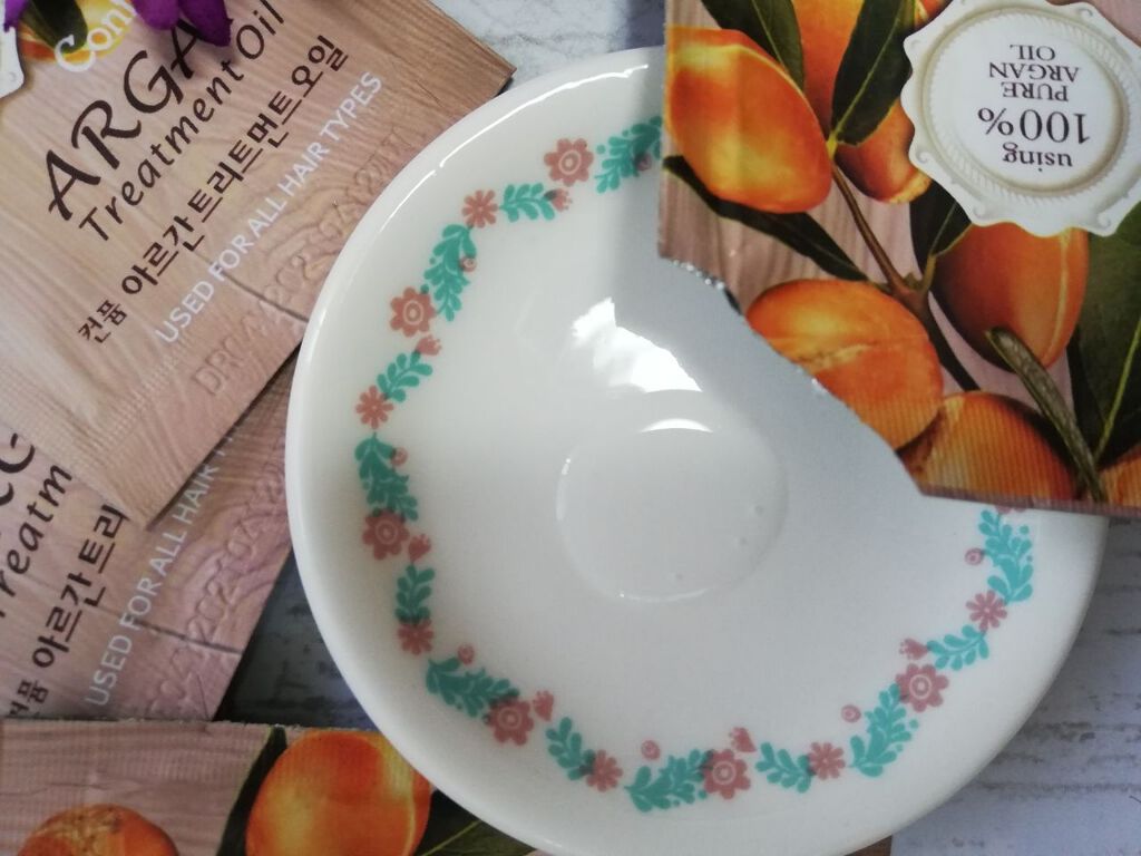 アルガントリートメントアンプル/WELCOS/ヘアオイルを使ったクチコミ（2枚目）