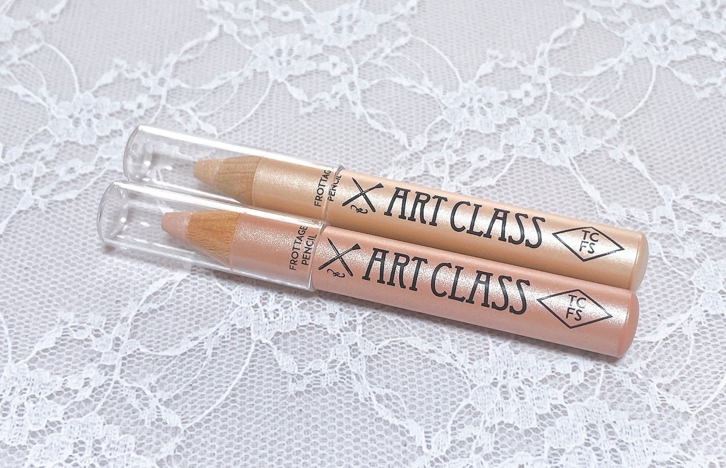 アートクラス フロッタージュペンシル/too cool for school/スティックアイシャドウを使ったクチコミ(1枚目)