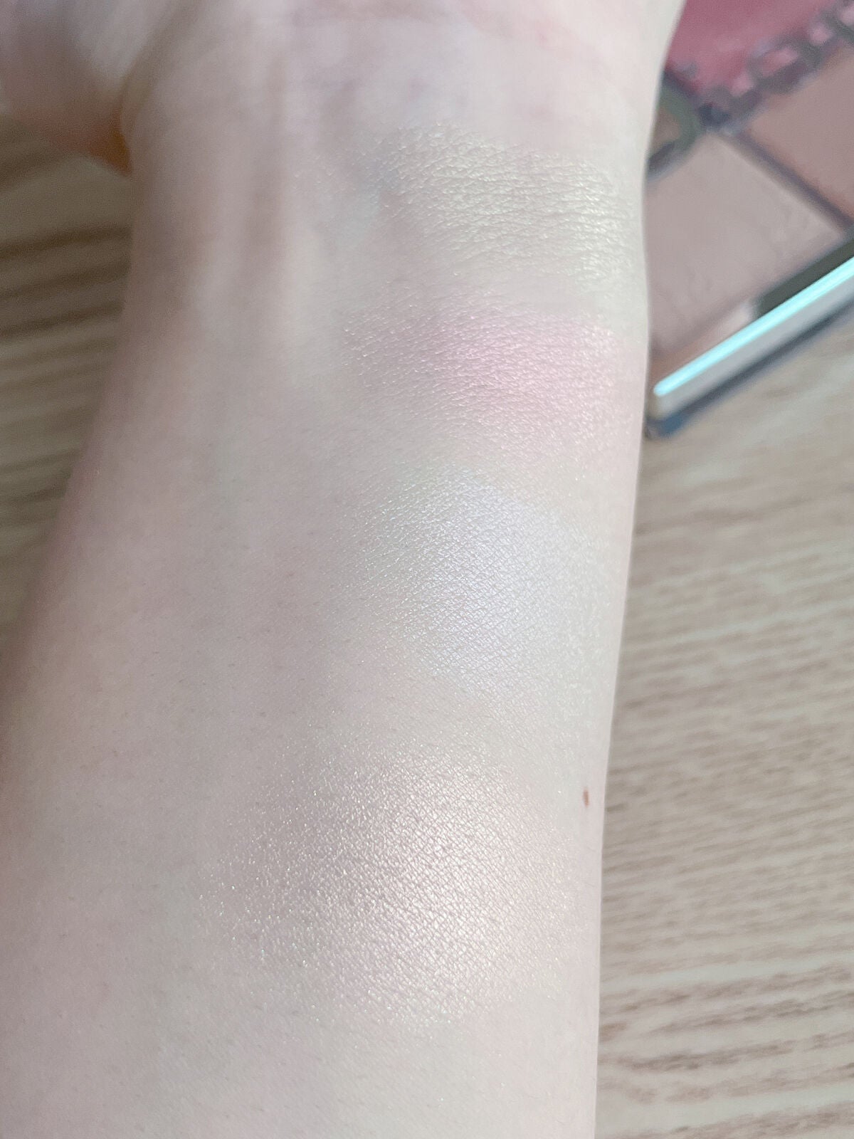 ディオール バックステージ フェイス グロウ パレット/Dior/ハイライトを使ったクチコミ(5枚目)