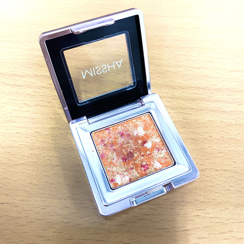 グリッタープリズム シャドウ/MISSHA/グリッターを使ったクチコミ（1枚目）