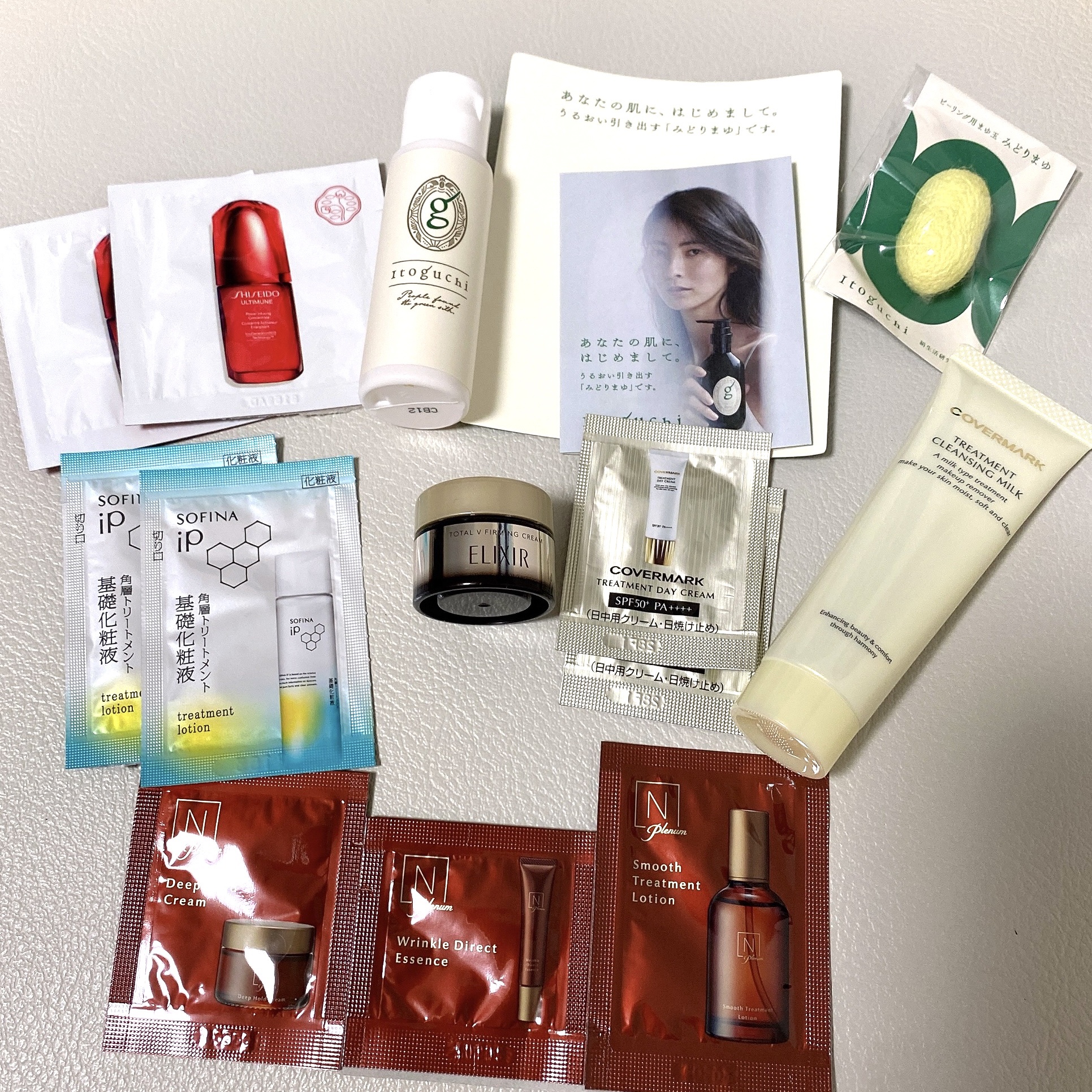 VoCE (ヴォーチェ) VOCE 2023年12月号のクチコミ「今月号のVOCEは買えばスキンケアが完結出来ちゃう付録たち！

TSUTAYA限定でシャンプー.....」（2枚目）