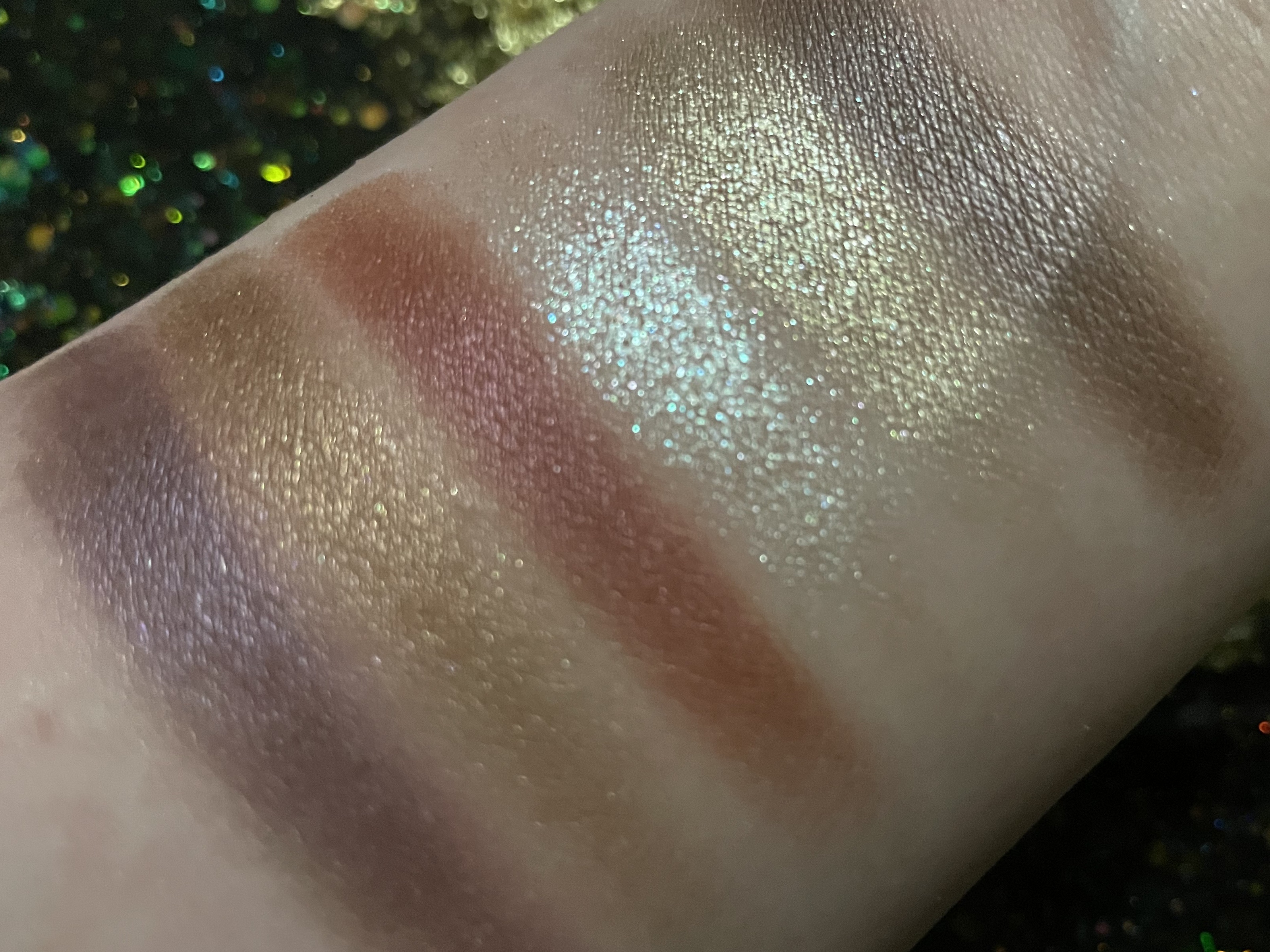 ヴォワヤジュールアイシャドウパレット 1192/NARS/アイシャドウパレットを使ったクチコミ（2枚目）