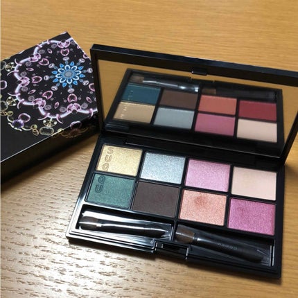 2018 クリスマス アイシャドウ コンパクト/SUQQU/アイシャドウパレットを使ったクチコミ(1枚目)