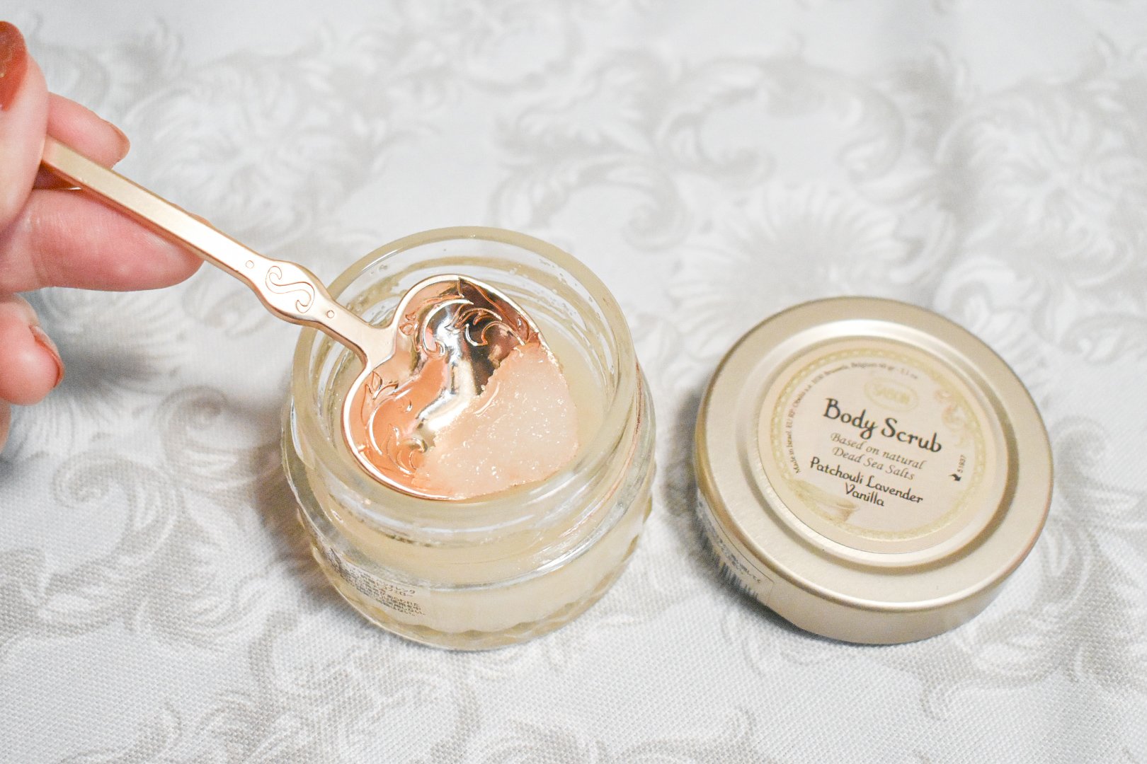 ボディスクラブ パチュリ・ラベンダー・バニラ/SABON/ボディスクラブを使ったクチコミ（2枚目）