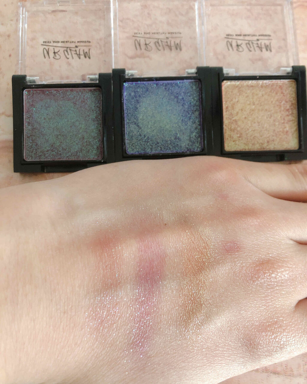 UR GLAM　POWDER EYESHADOW/U R GLAM/単色アイシャドウを使ったクチコミ（3枚目）