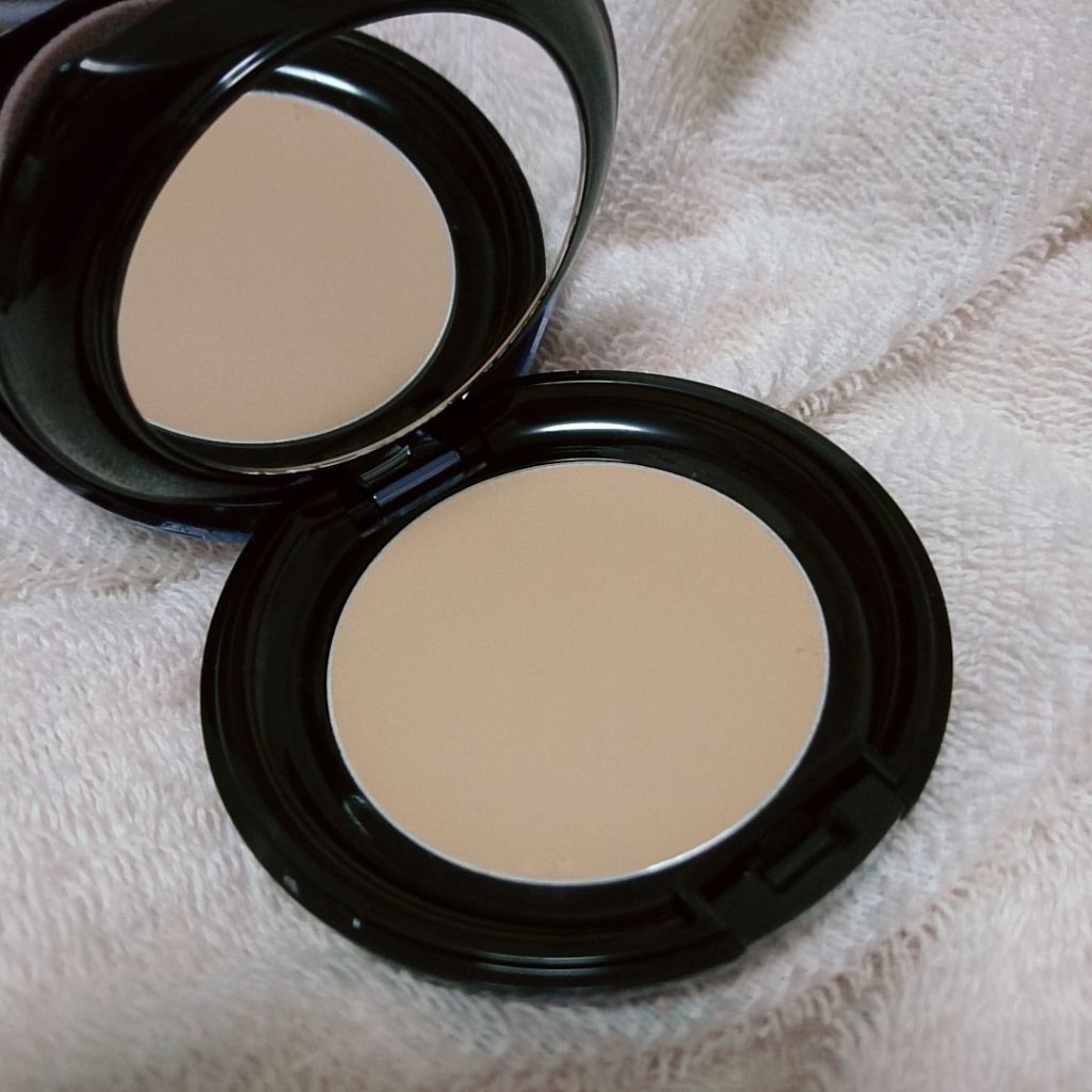 ドレスアップグロウファンデーション/プリマヴィスタ/クリーム・エマルジョンファンデーションを使ったクチコミ（3枚目）