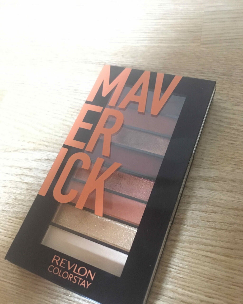 カラーステイ ルックス ブック パレット/REVLON/アイシャドウパレットを使ったクチコミ(1枚目)