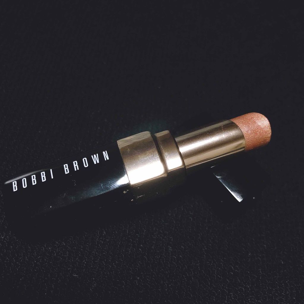 オイル インフューズド リップ カラー 01 ベージュゴールド/BOBBI BROWN/口紅を使ったクチコミ（2枚目）