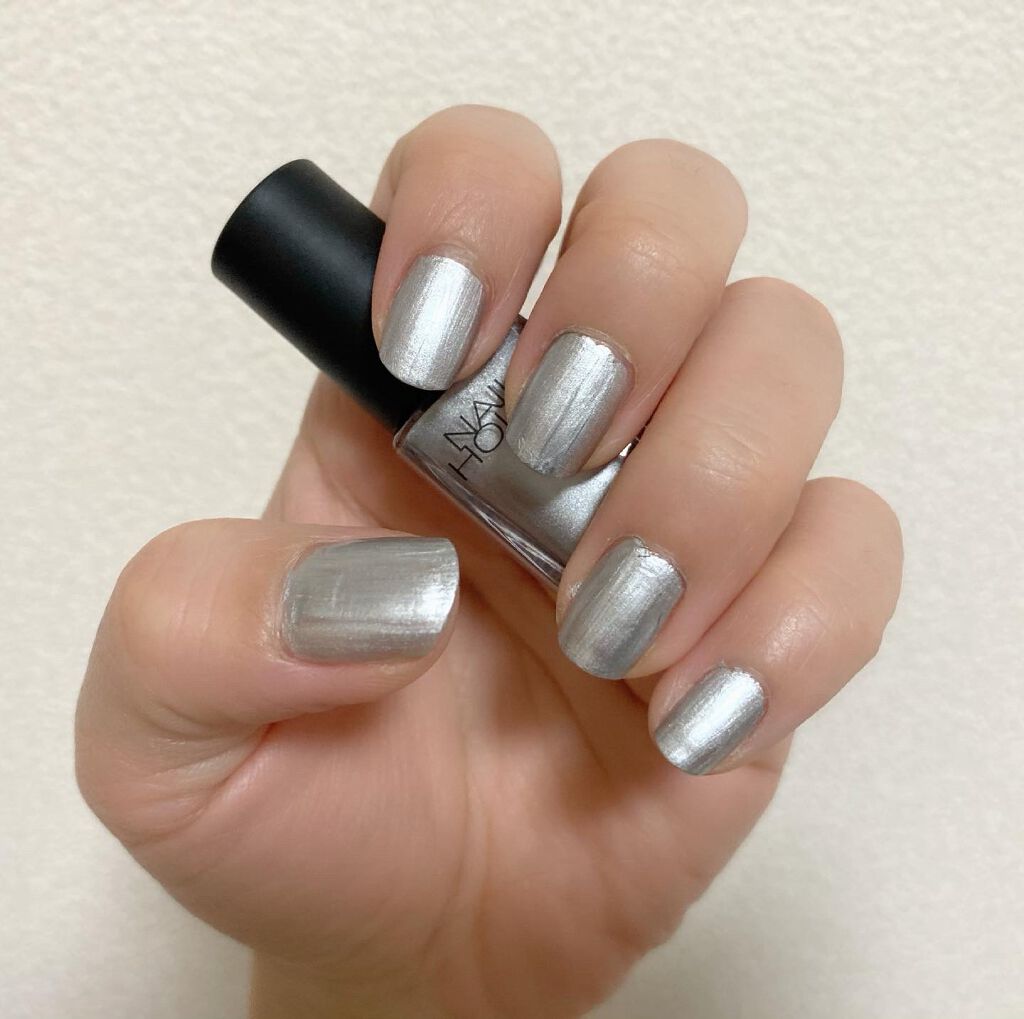 ネイルホリック Future Metal/ネイルホリック/マニキュアを使ったクチコミ(2枚目)