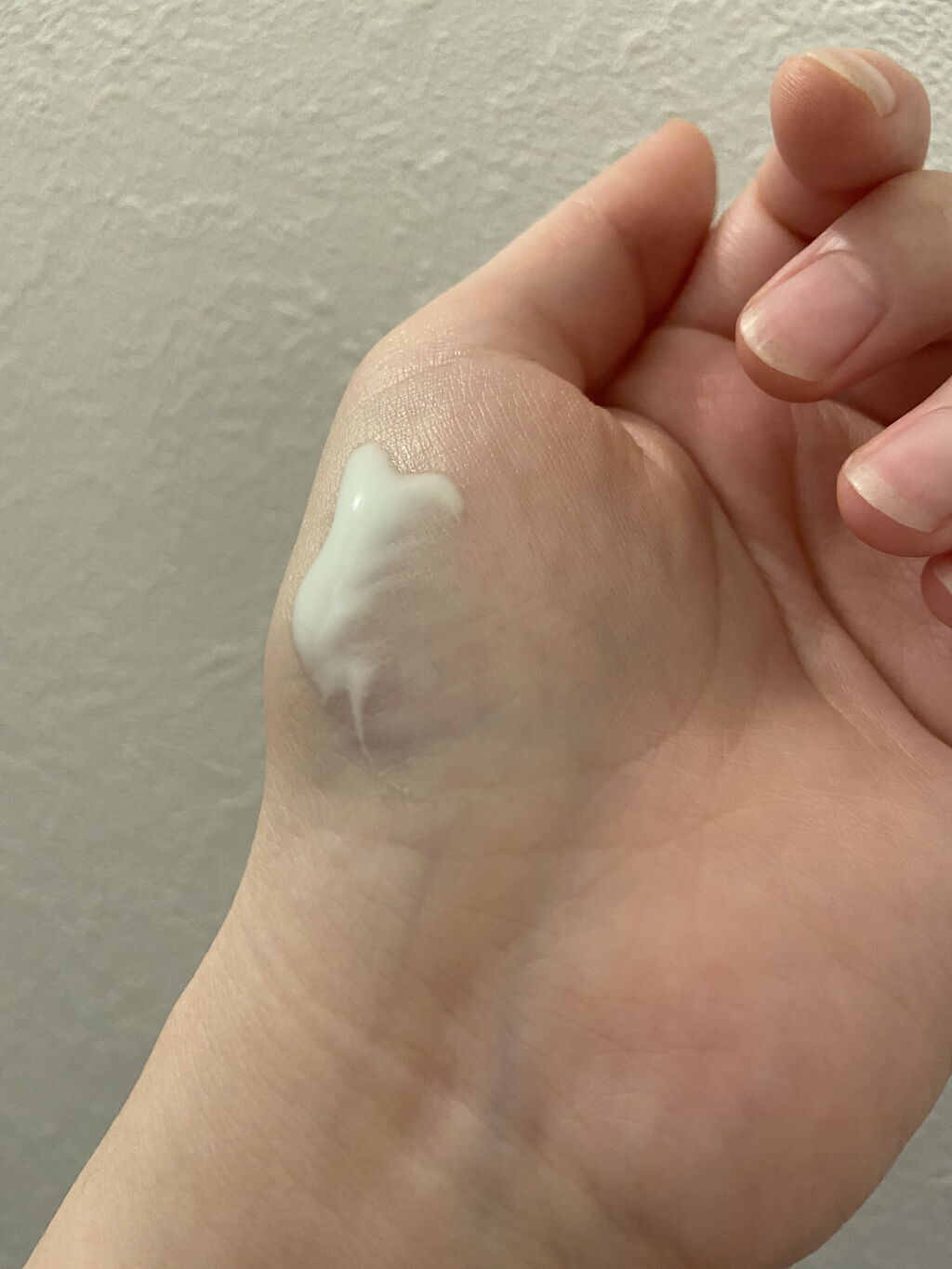 スキンスムージンググロウライザー/espoir/化粧下地を使ったクチコミ（2枚目）