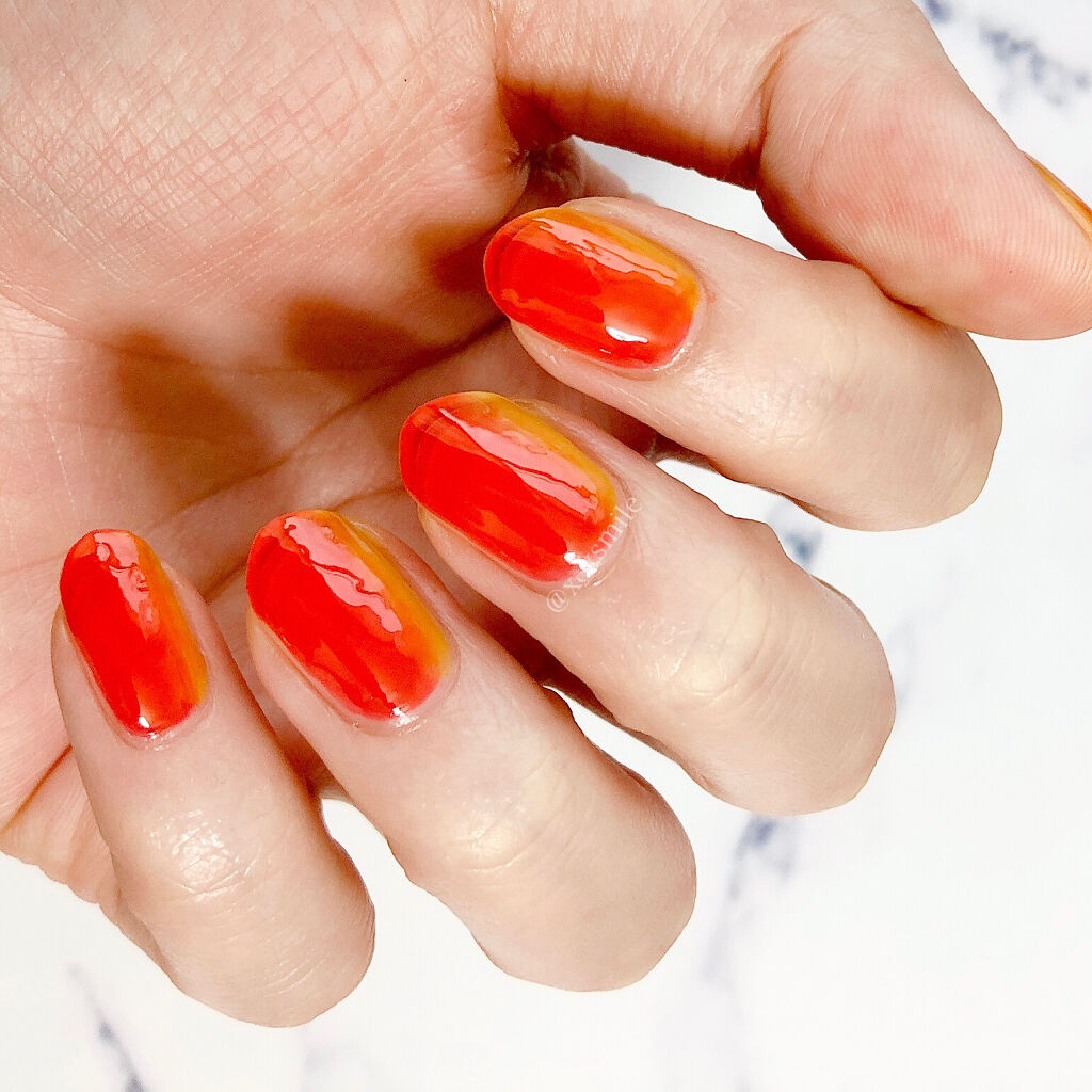 クイッククリスタルコート/ネイリスト/ネイルトップコートを使ったクチコミ（2枚目）