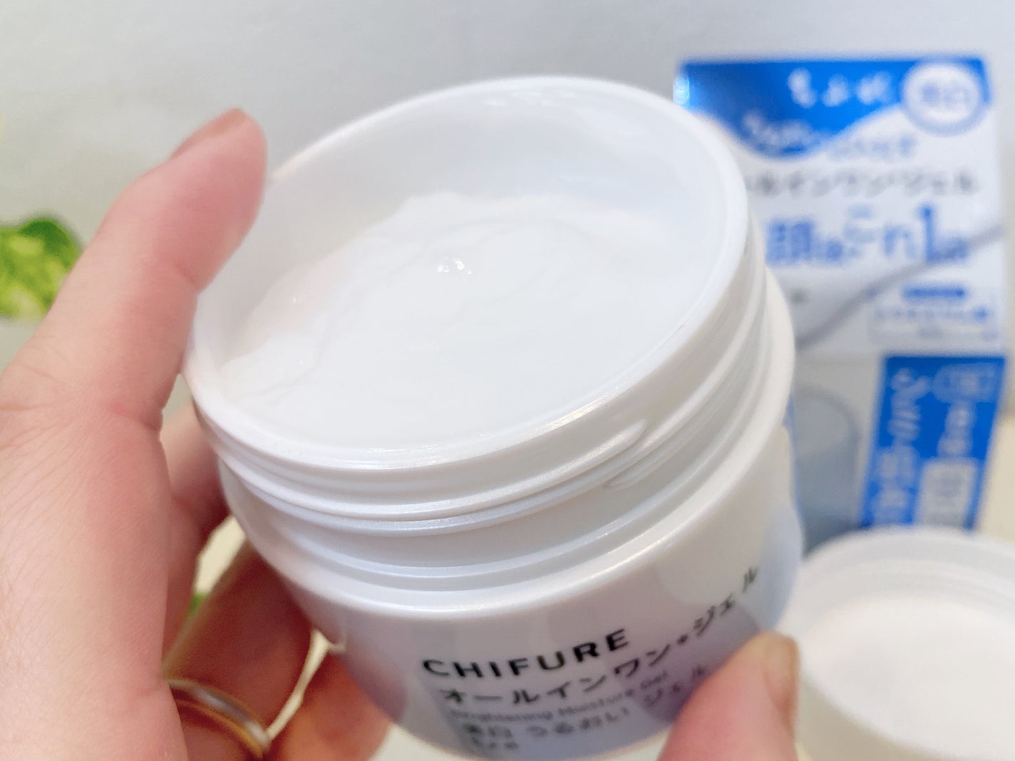 美白 うるおい ジェル/ちふれ/オールインワン化粧品を使ったクチコミ(2枚目)