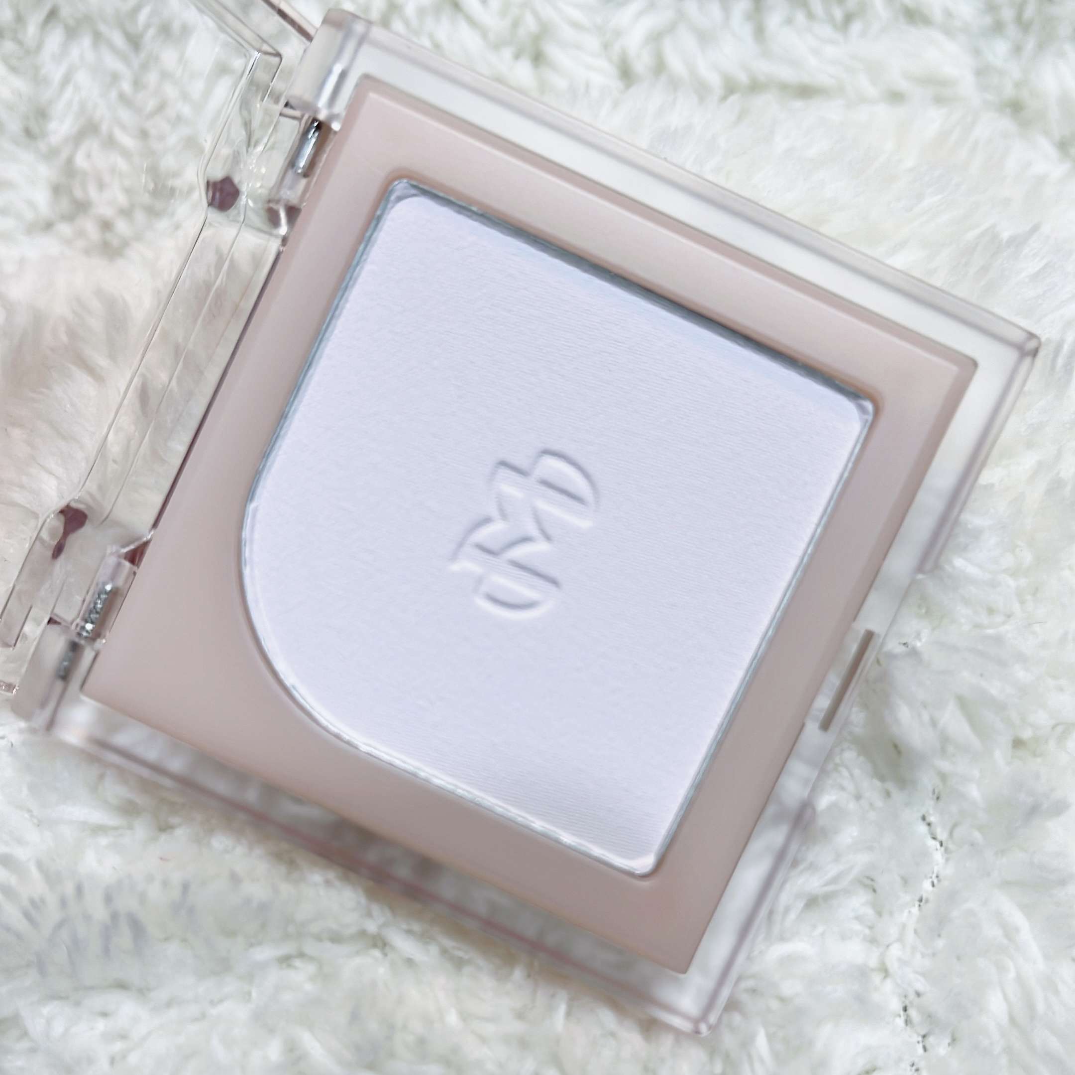 フラッターブラッシャー 00 シースルーベール/mude/パウダーチークを使ったクチコミ（2枚目）