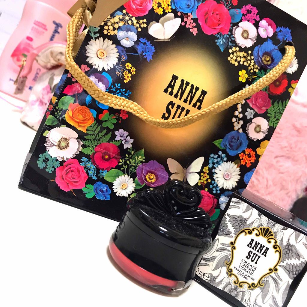 ANNA SUI クリーム チーク カラーのクチコミ「プレゼントでもらったANNA SUIのチーク😳💗 とにかく、見た目が可愛すぎますよね🌷🌹

そ.....」（1枚目）